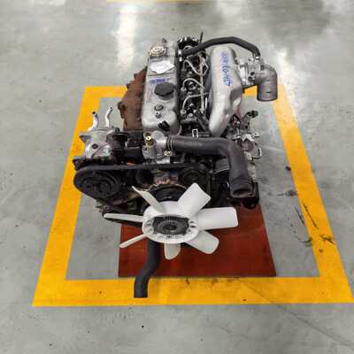 좋은 가격 4JB1 2.8L 비 터보 디젤 엔진 Isuzu 픽업 및 경량 상업용 차량 온라인으로