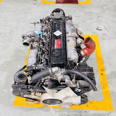 좋은 가격 TD42Ti 완전 엔진 어셈블리 160마력 4.2L 배기량 터보 인터쿨러 디젤 엔진 온라인으로