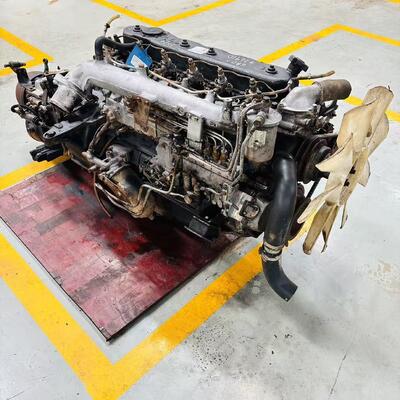 좋은 가격 이suzu TXD55용 5.78L 배기량 및 103kW 정격 출력을 갖춘 6BD1 자연 흡기 디젤 엔진 어셈블리 온라인